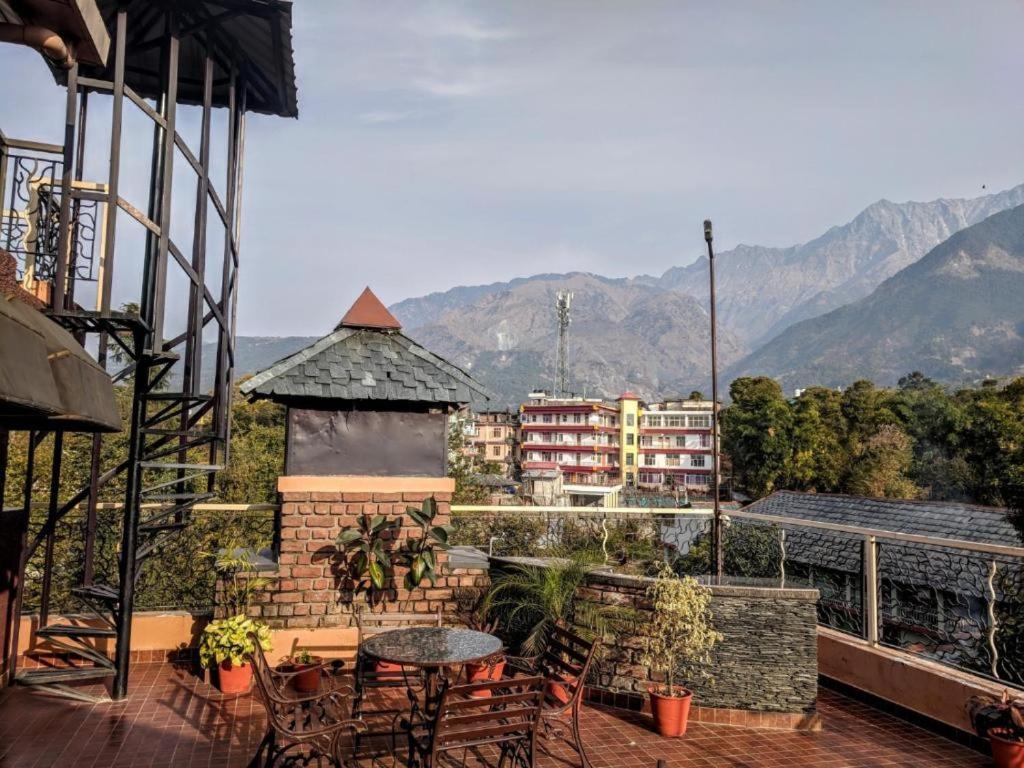 The Divine Hima Dharamshala Exterior foto