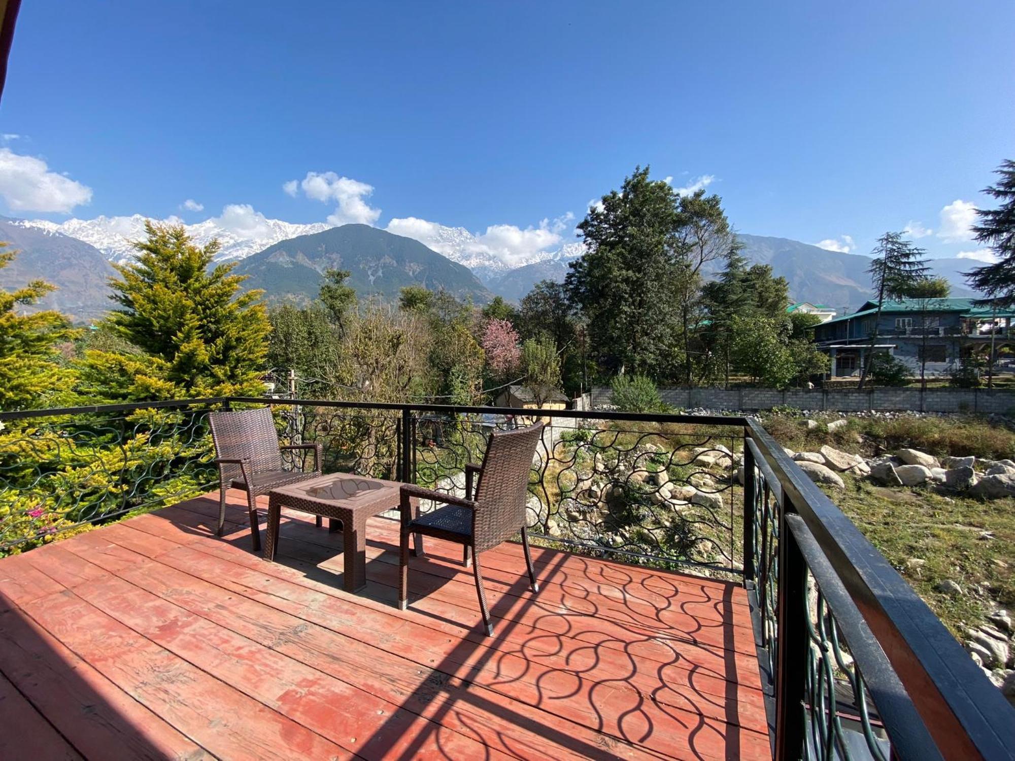 The Divine Hima Dharamshala Exterior foto
